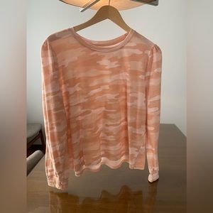 Lucky Brand Super Soft Lightweight Peachy Pink Camo Long Puff Sleeve XL